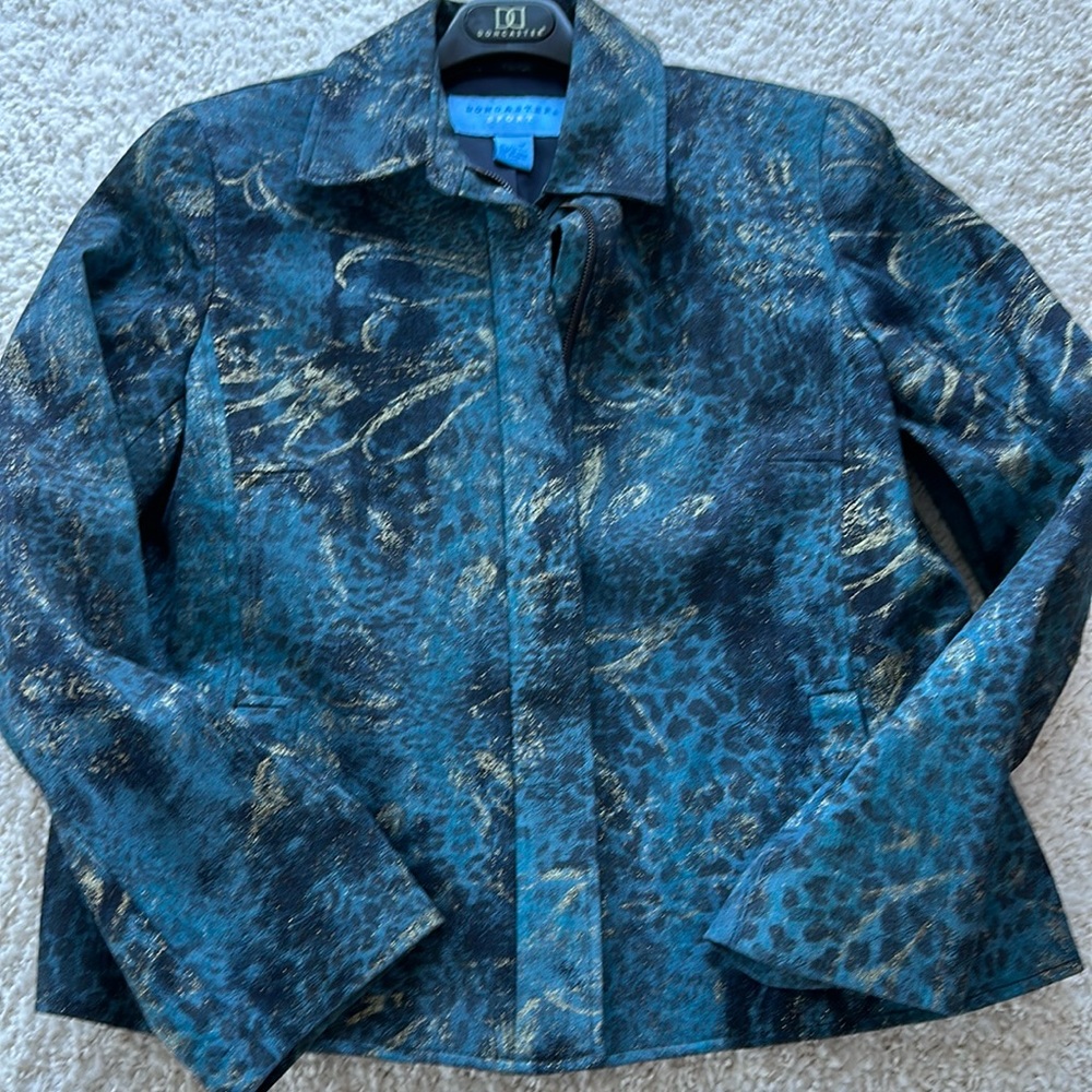 Doncaster sport blue sport coat with goad accent